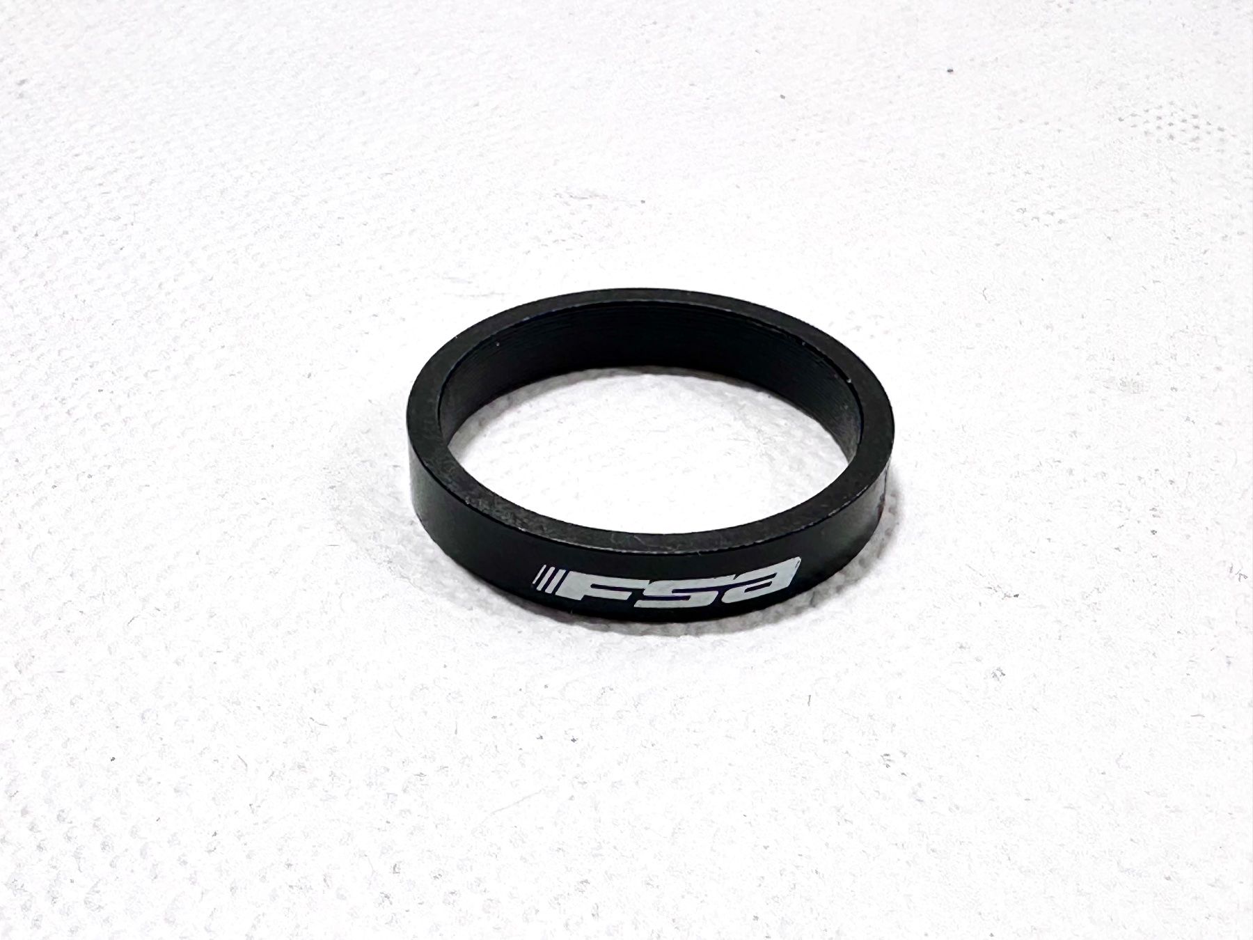 Pezzi di ricambio: FSA 1" Spacer 5mm Polycarbonat schwarz NEU – Nuovo (secondo la descrizione) da Luzern venduto da bikeandbeltcom 1