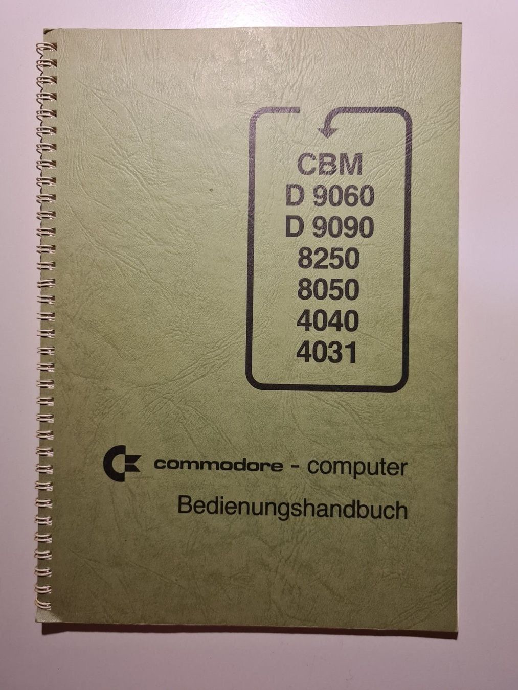 Libri: Commodore CBM D9060 D9090 8250 8050 4040 – Usato da Winkel venduto da Heuresis