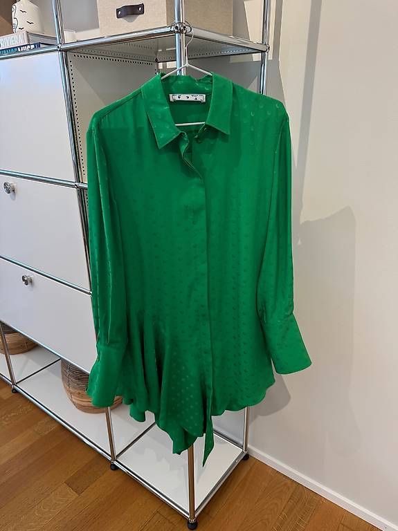 Robes: OFF-WHITE KLEID GREEN – Neuf (Voir description) à Schwyz par bofb 2