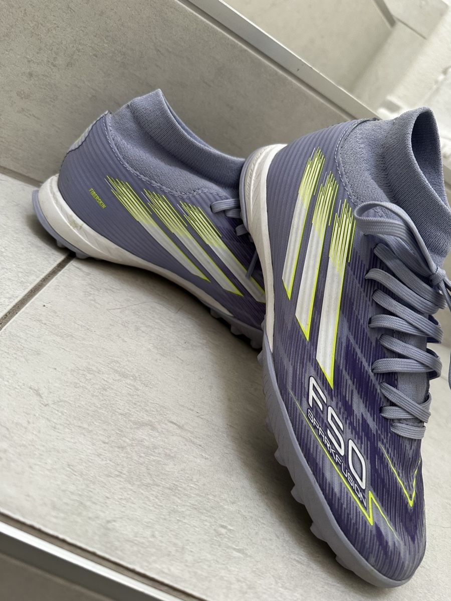 Scarpe da uomo: Fussballschuhe Adidas – Nuovo (secondo la descrizione) da domat ems venduto da lai_2lpl
