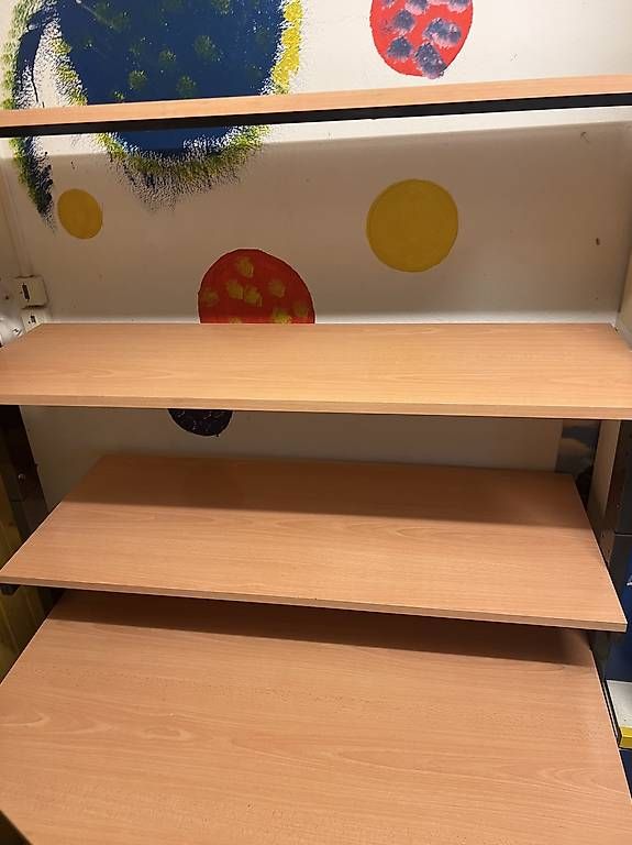 Scrivanie: Stabile Werkbank / Arbeitstisch / Computertisch – Usato da Dietikon venduto da DStella66 2