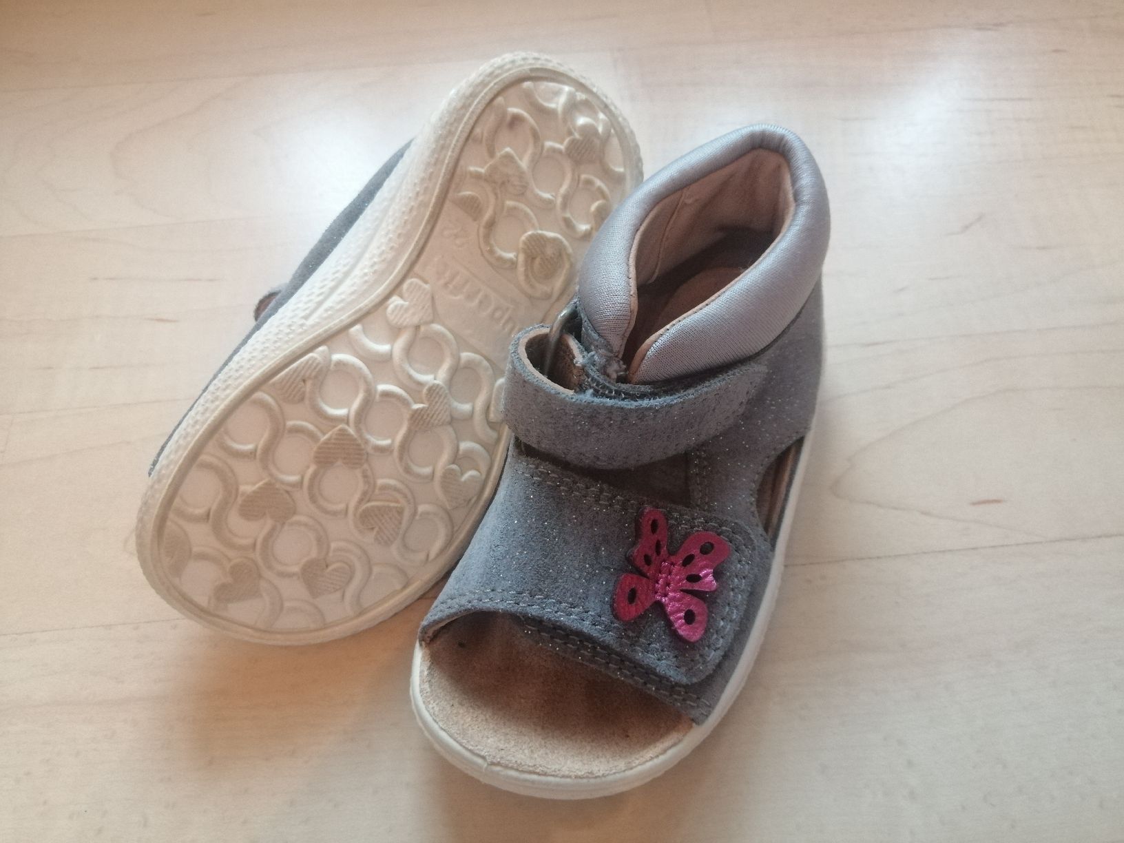 Superfit Scarpe per ragazze: Sandaletten superfit gr. 22 – Usato da Schötz venduto da pemali