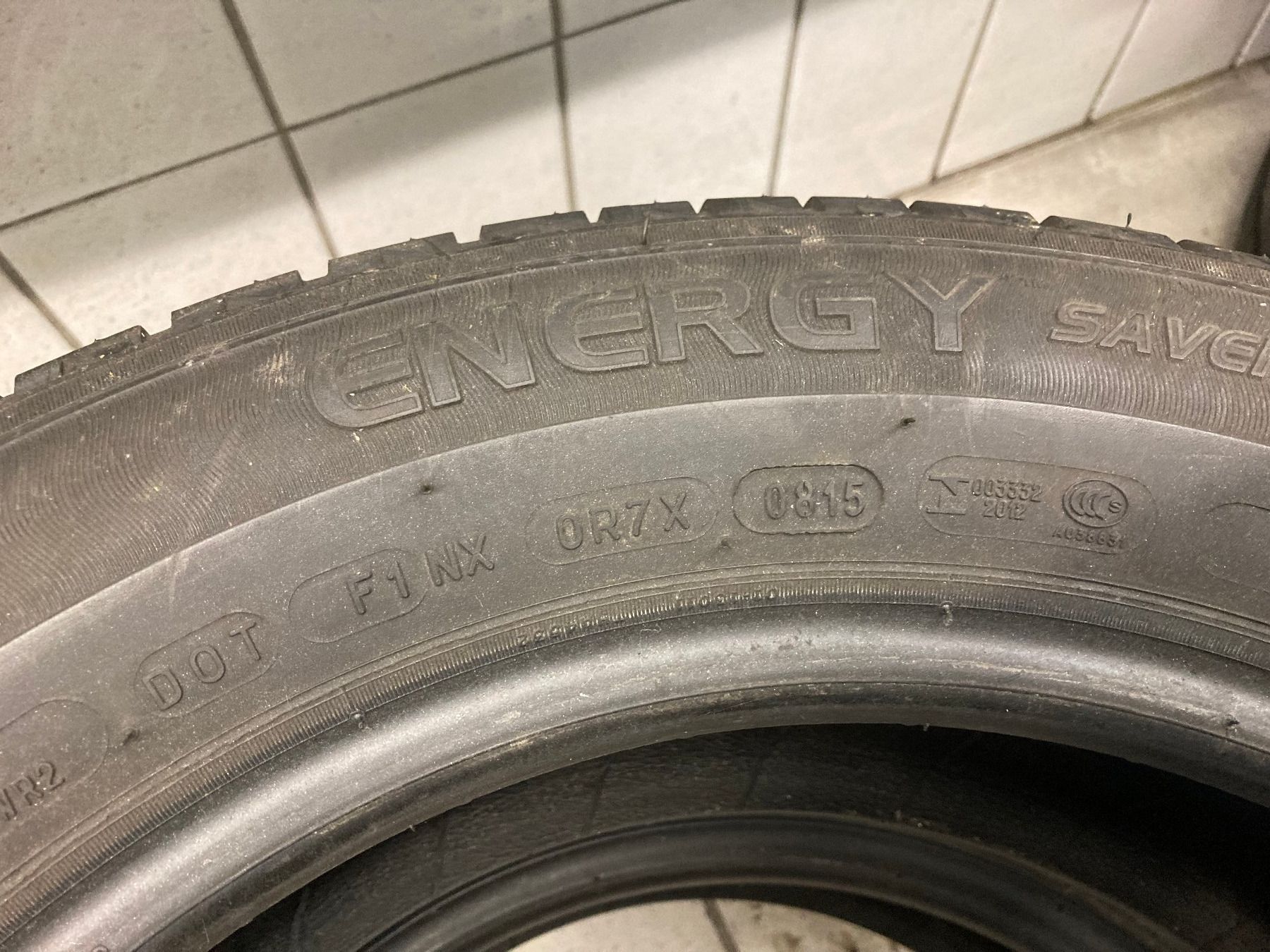 Michelin Pneus & Kompletträder: 185/65R15 Sommerpneu – Gebraucht aus Cham von WB2223 1