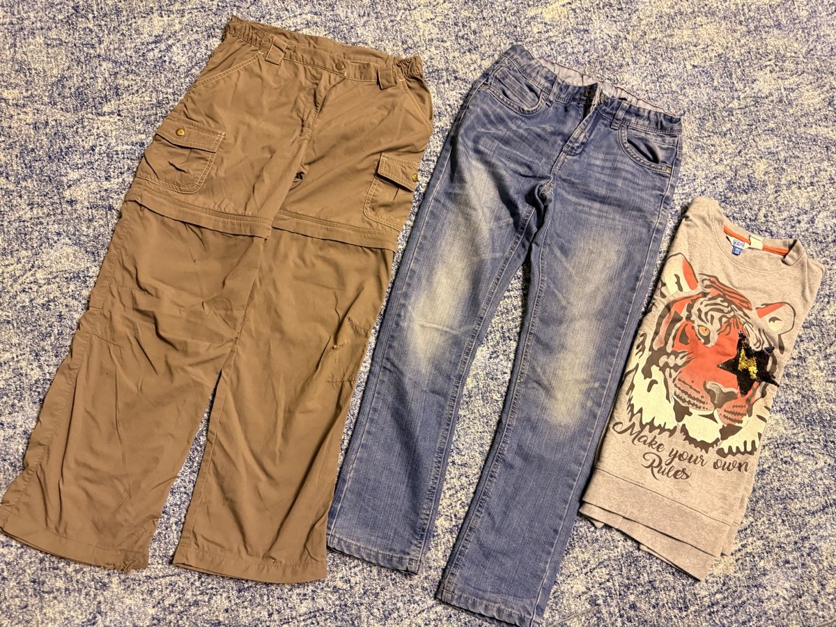 Lotti & Set di vestiti: Paket Jungekleider / Wanderhose 134-140 – Usato da Amlikon-Bissegg venduto da Flowers_Blossom 2
