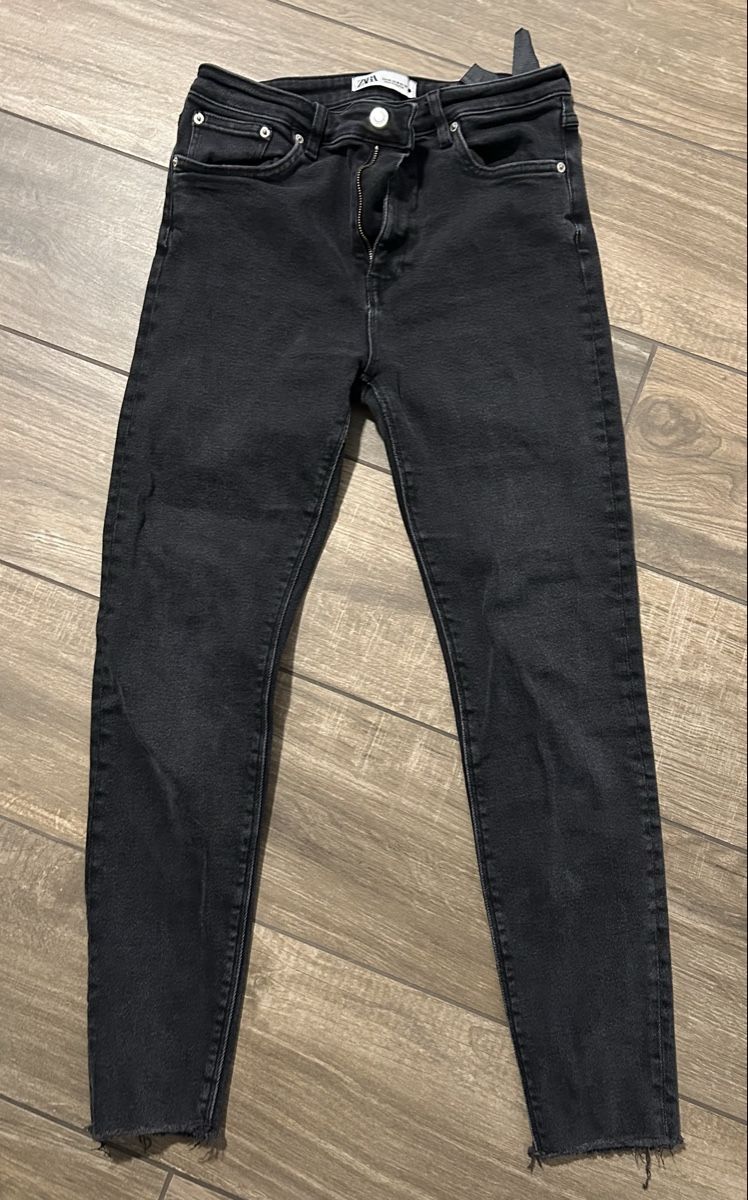 Zara Jeans: Pantaloni zara Neri – Nuovo (secondo la descrizione) da Locarno venduto da sca_8bh7