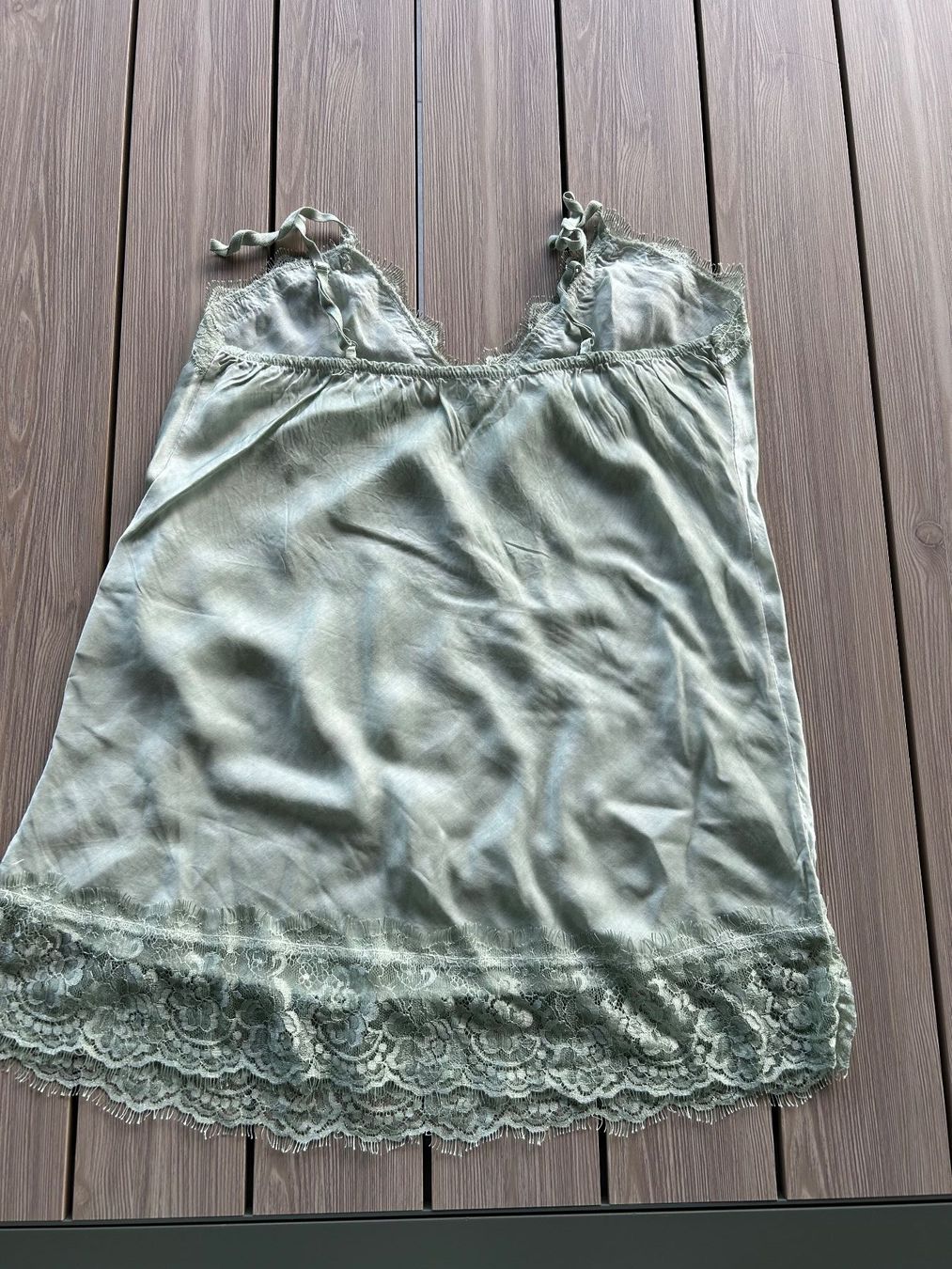 Top: Top élégant en dentelle gr. M – Nuovo (secondo la descrizione) da Arbedo venduto da nadia1973 1