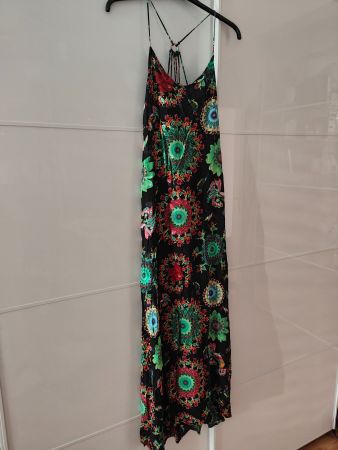 Maxikleid mit tiefem Rückenausschnitt (Desigual) L = 40