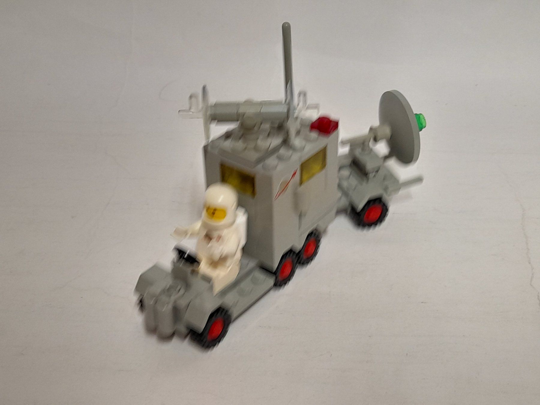 Lego Giocattoli: Lego Legoland Space 894 Mobile Ground Tracking Station – Usato da Derendingen venduto da Boeni80 1