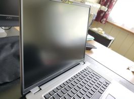 Dell Latitude 7650 Notebook Top Zustand