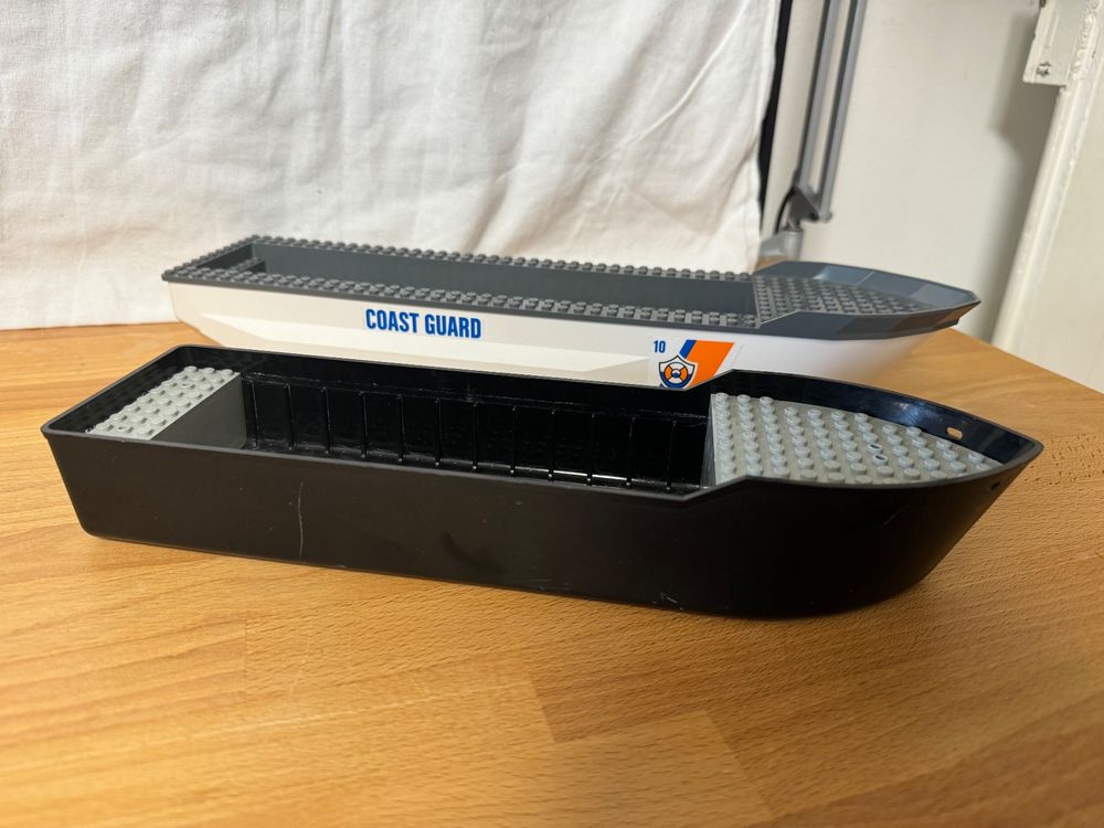Lego Boote, Schiffsrümpfe (Gebraucht) in Reutlingen für CHF 10 – mit ...