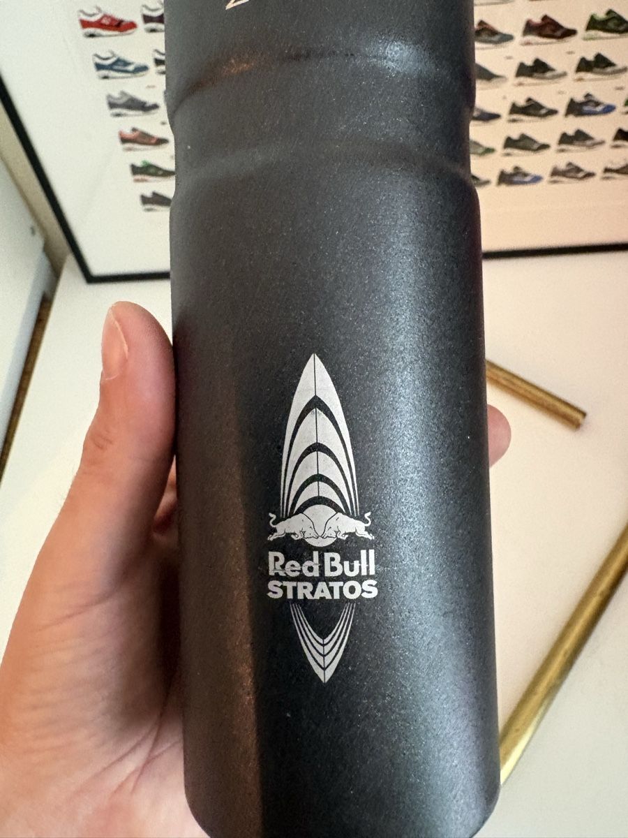 Red Bull Borracce & Thermos: Gourde Zenith Red Bull Stratos – Usato da Neuchâtel venduto da sharposneaks 2