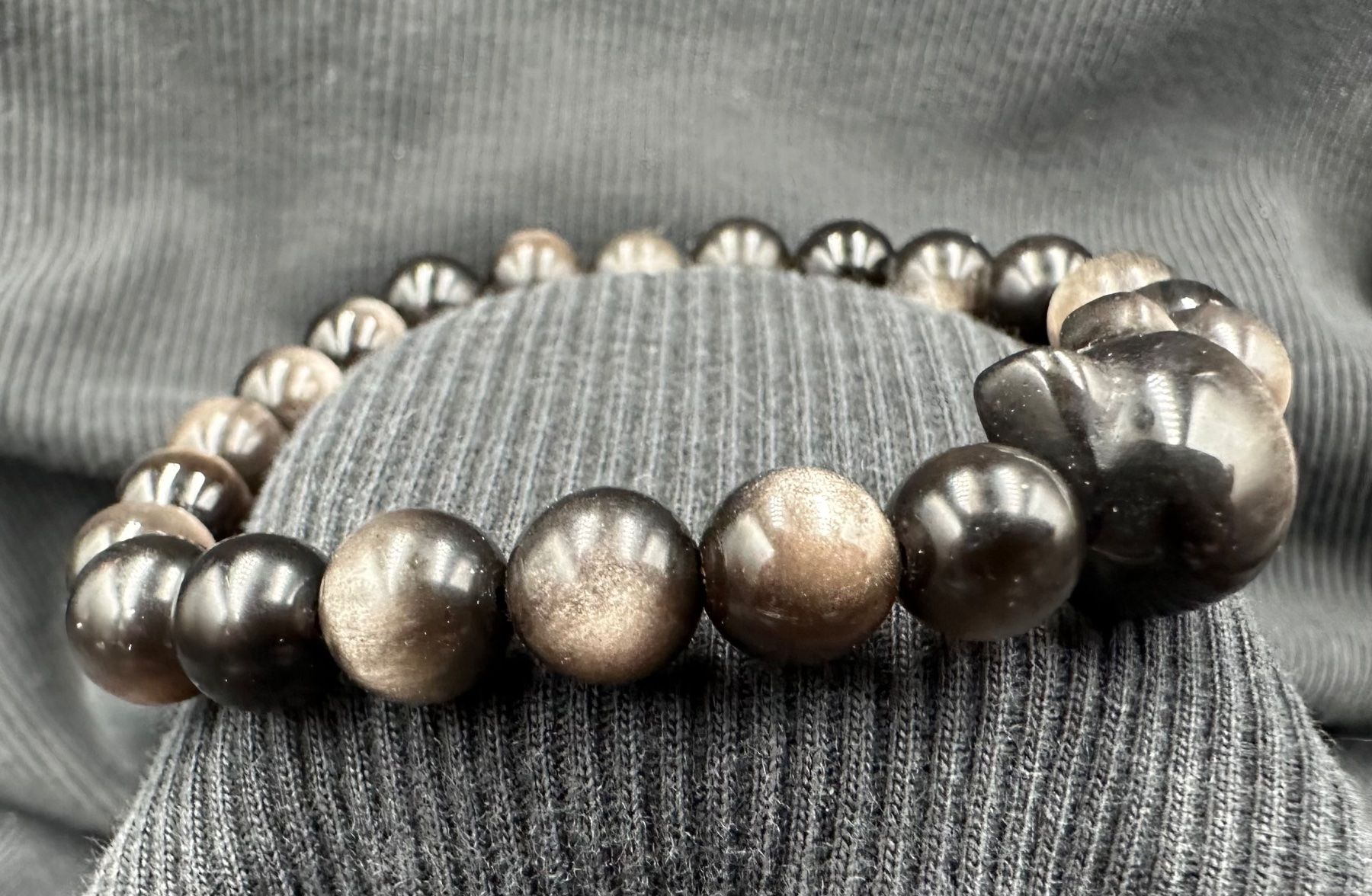 Mineralien & Heilsteine: 8mm Silber Obsidian Armband mit Kätzchen – Neu und originalverpackt aus Männedorf von cab_cb8m 2