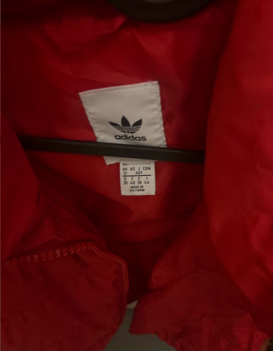 Adidas Jacken: Adidas Daunenjacke – Neu (gemäss Beschreibung) aus Romanshorn von leo_zz26 1