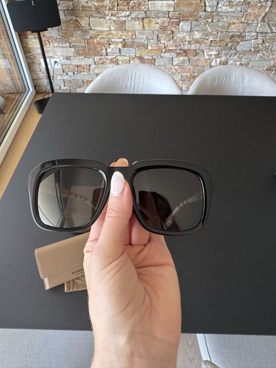 Burberry Occhiali & Lenti: Lunettes de soleil Burberry – Nuovo (secondo la descrizione) da Davos Platz venduto da taja2 4