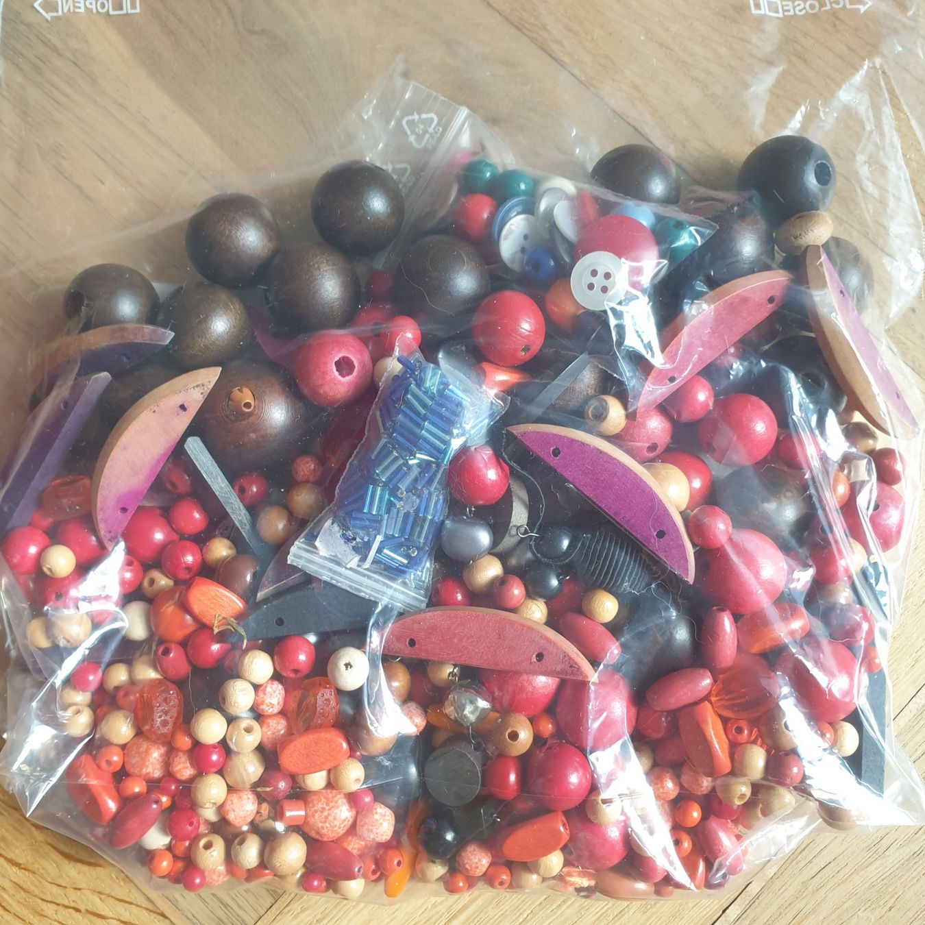 Kits de loisir créatif: Schmuckperlen – D'occasion à Zofingen par siana.m 1