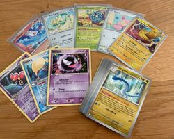 Pokémon Karten Bundle: 30 Random Karten