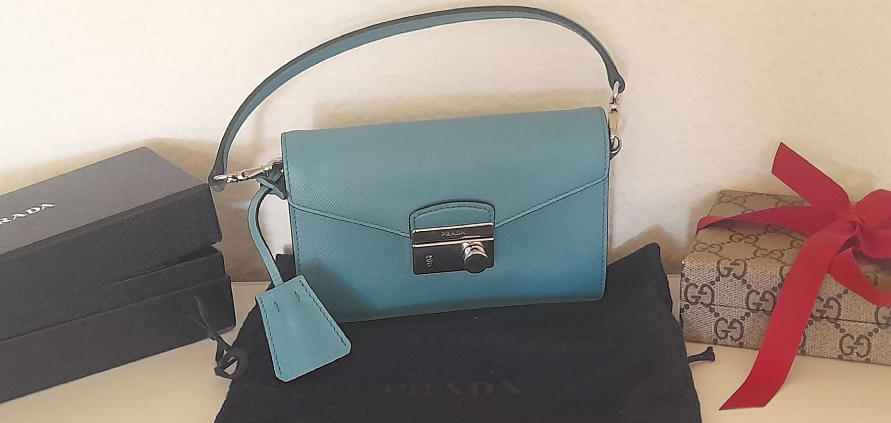 Prada Taschen für Damen: Sac PRADA En cuir – Gebraucht aus Lausanne von Glam-Luxe 1