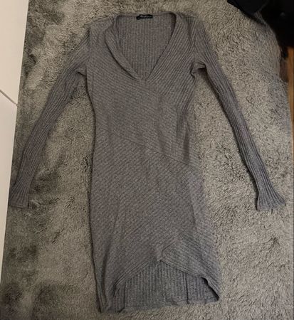 Graues Strickkleid, ! Grösse S