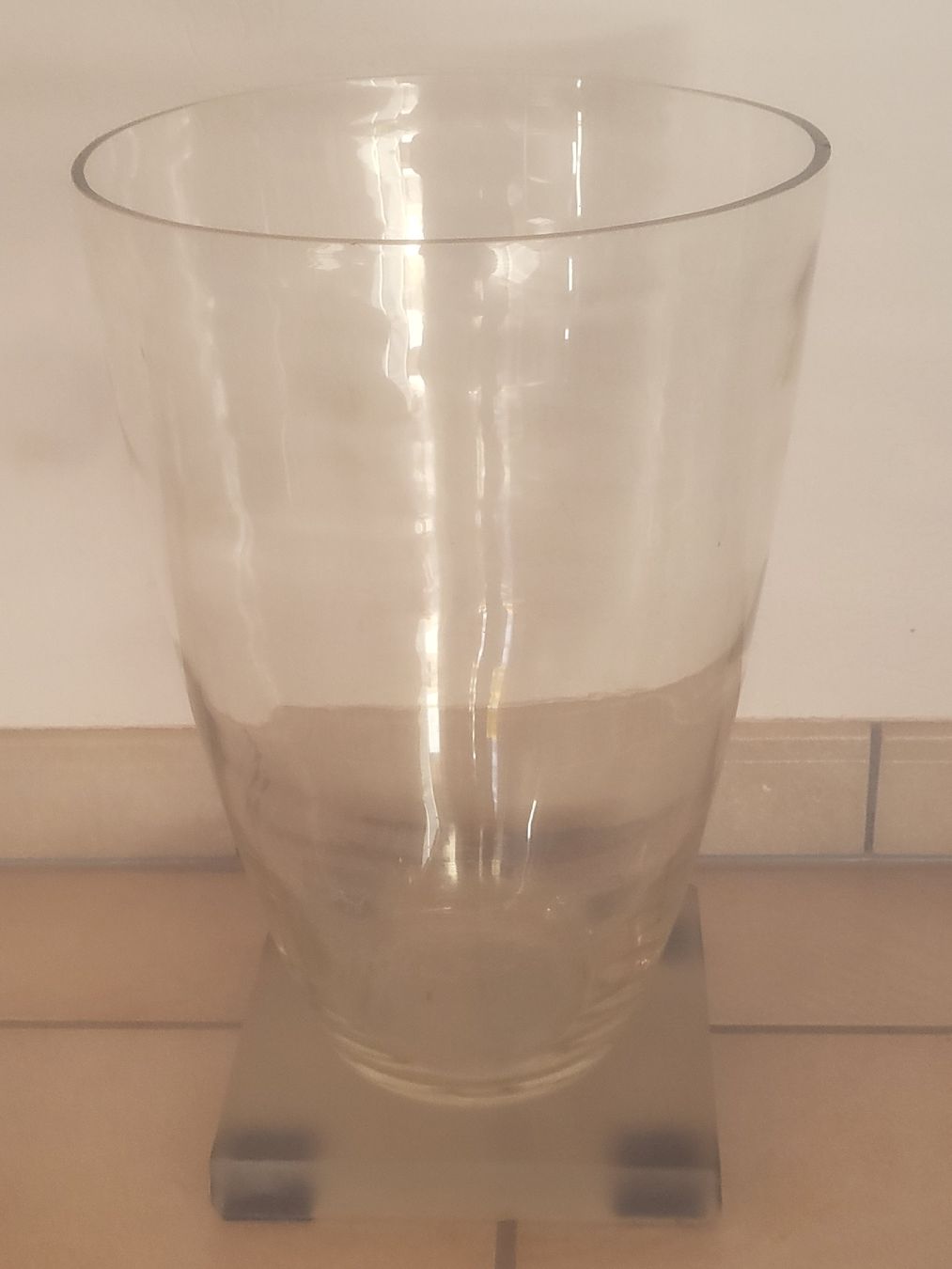 Vasi & Recipienti: Grosse Bodenvase aus Glas  – Usato da Untersiggenthal venduto da vonberner 4