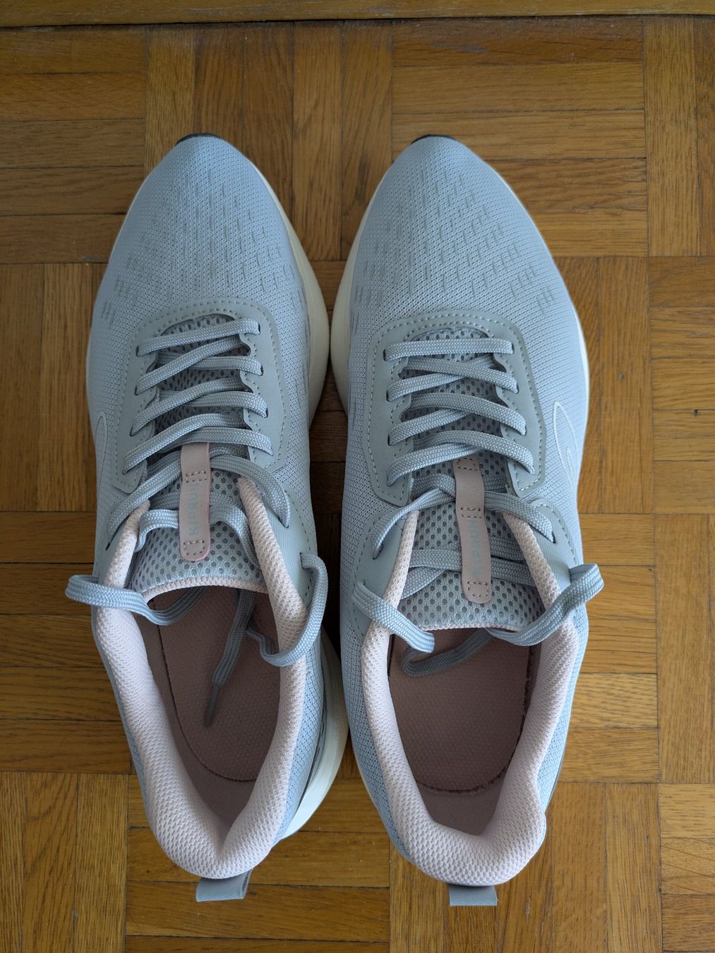 Decathlon Herrenschuhe: Laufsneaker grau JogFlow Grösse 42 – Neu (gemäss Beschreibung) aus Zürich von funfundfunfzig 3
