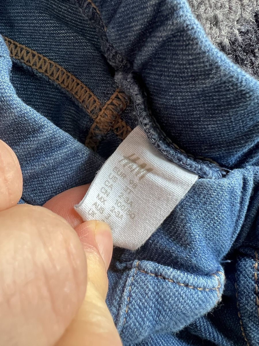 H&M Pantaloni: 5 x Jeggins/Jeans Grösse 98 – Usato da Ebikon venduto da KarinM02 9