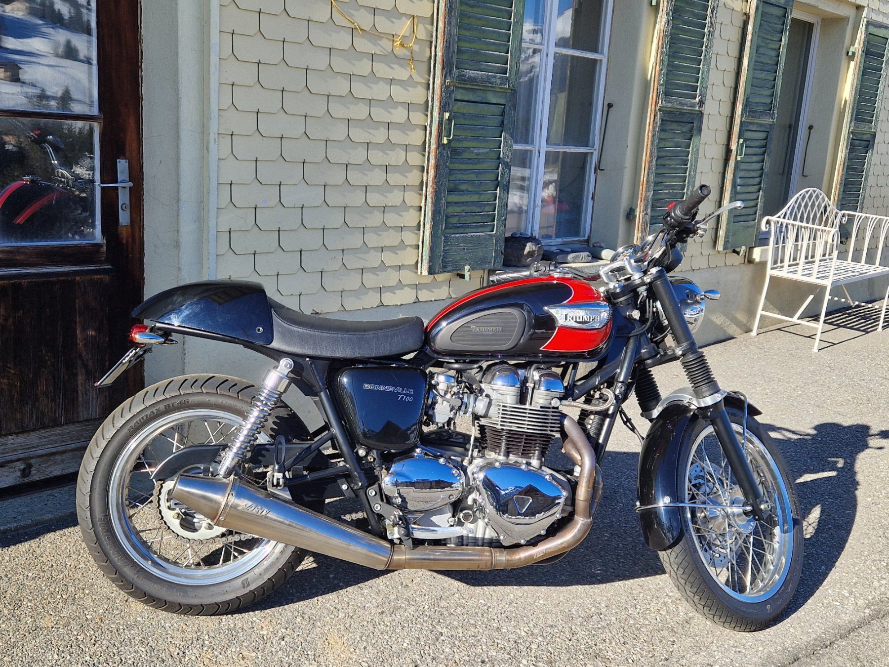 Triumph Strada: Triumph Bonneville T100 – Usato da Oeschseite venduto da lowbay 1