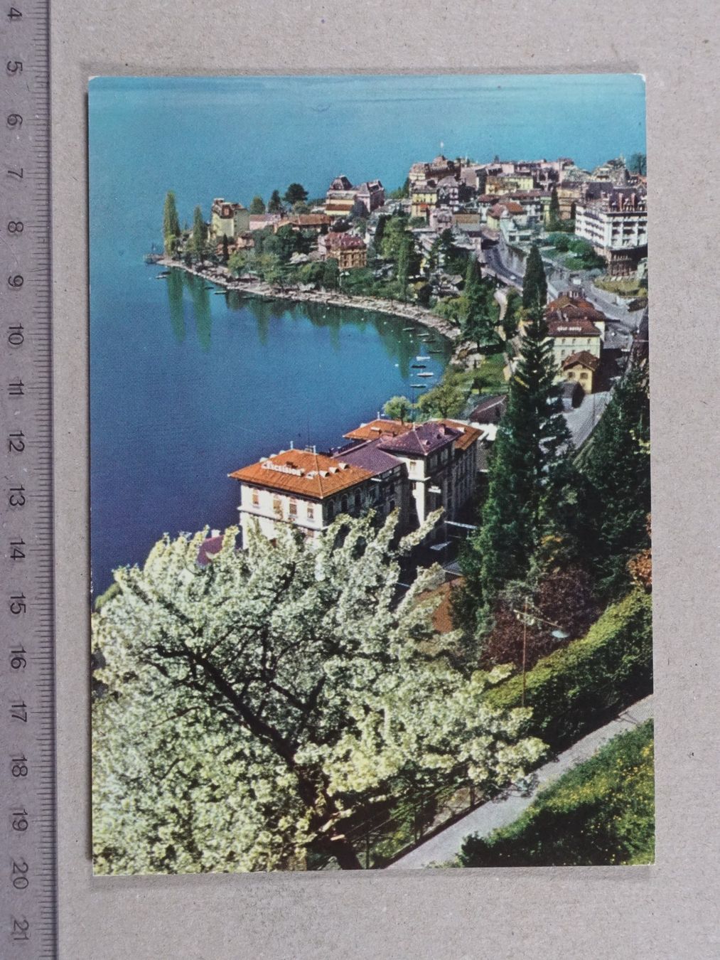 Cartoline postali: Montreux, 1962 – Usato da Lenzburg venduto da fh1