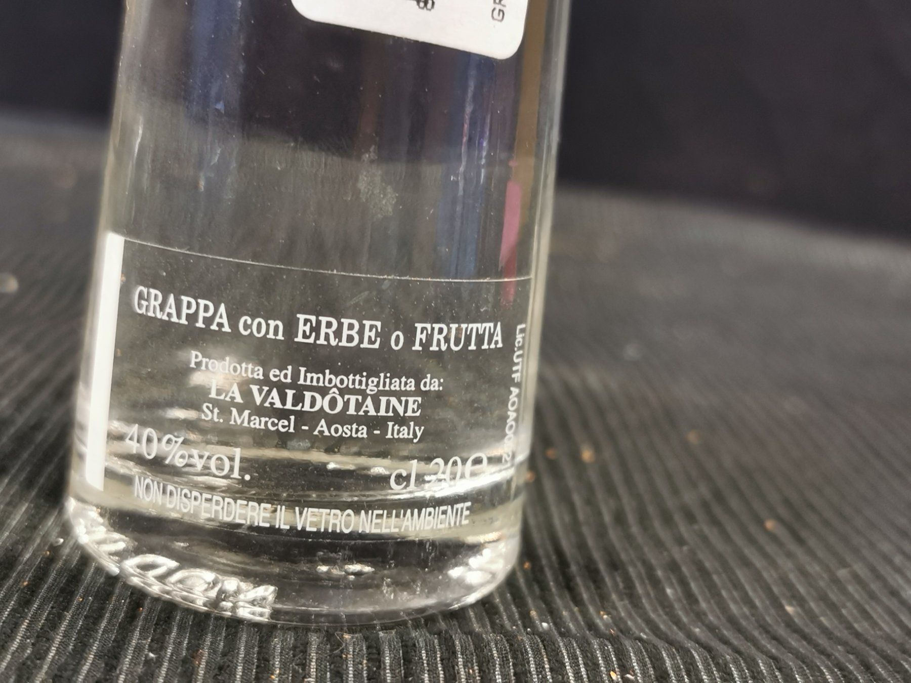 Bevande alcoliche: GRAPPA CON ERBE Ô FRUTTA – Usato da Genève venduto da Leboucheoreilles 6