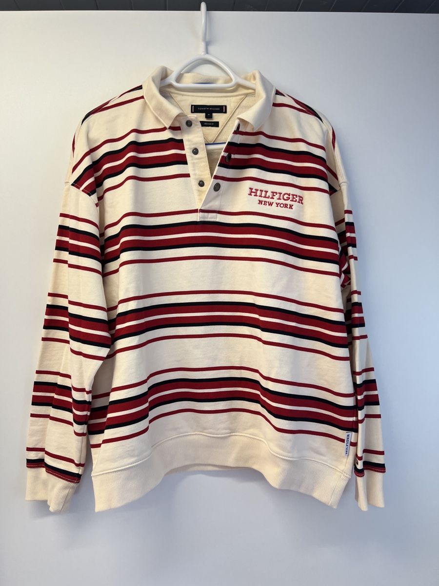 Tommy Hilfiger Pullover & Sweatshirts: Tommy Hilfiger pullover  – Neu (gemäss Beschreibung) aus Chur von dal_zsy5