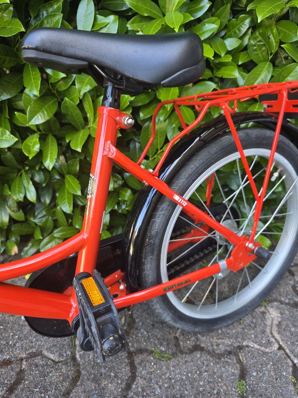 Vélos: Rotes Kinderfahrrad  – D'occasion à Niederscherli par Pemela 4