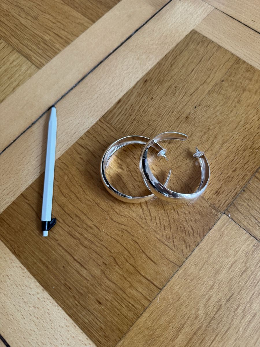 Ohrringe & -stecker: Creolen silberfarben gross 2 Stück  – Neu (gemäss Beschreibung) aus solothurn von mil_ja.t 1