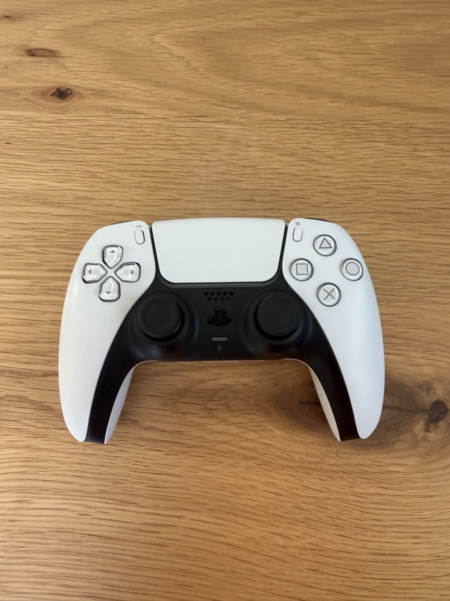 Sony Konsolen: PS5 – Gebraucht aus Renens VD von Zorgone 3