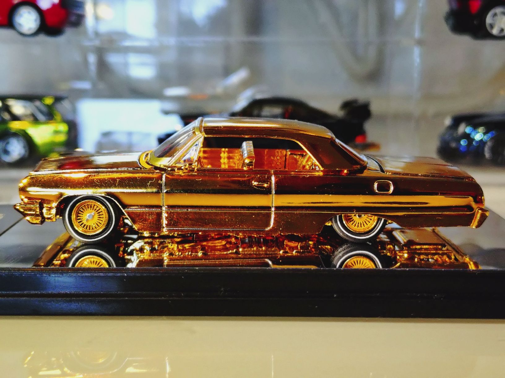 Hot Wheels Modellini d'auto: 1/64 Chevy Impala Lowrider Diecast – Nuovo (secondo la descrizione) da Zürich venduto da DiecastDude 6