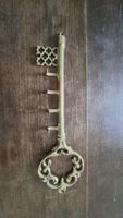 Antike Schlüssel-Wandgarderobe aus Messing, Vintage Style