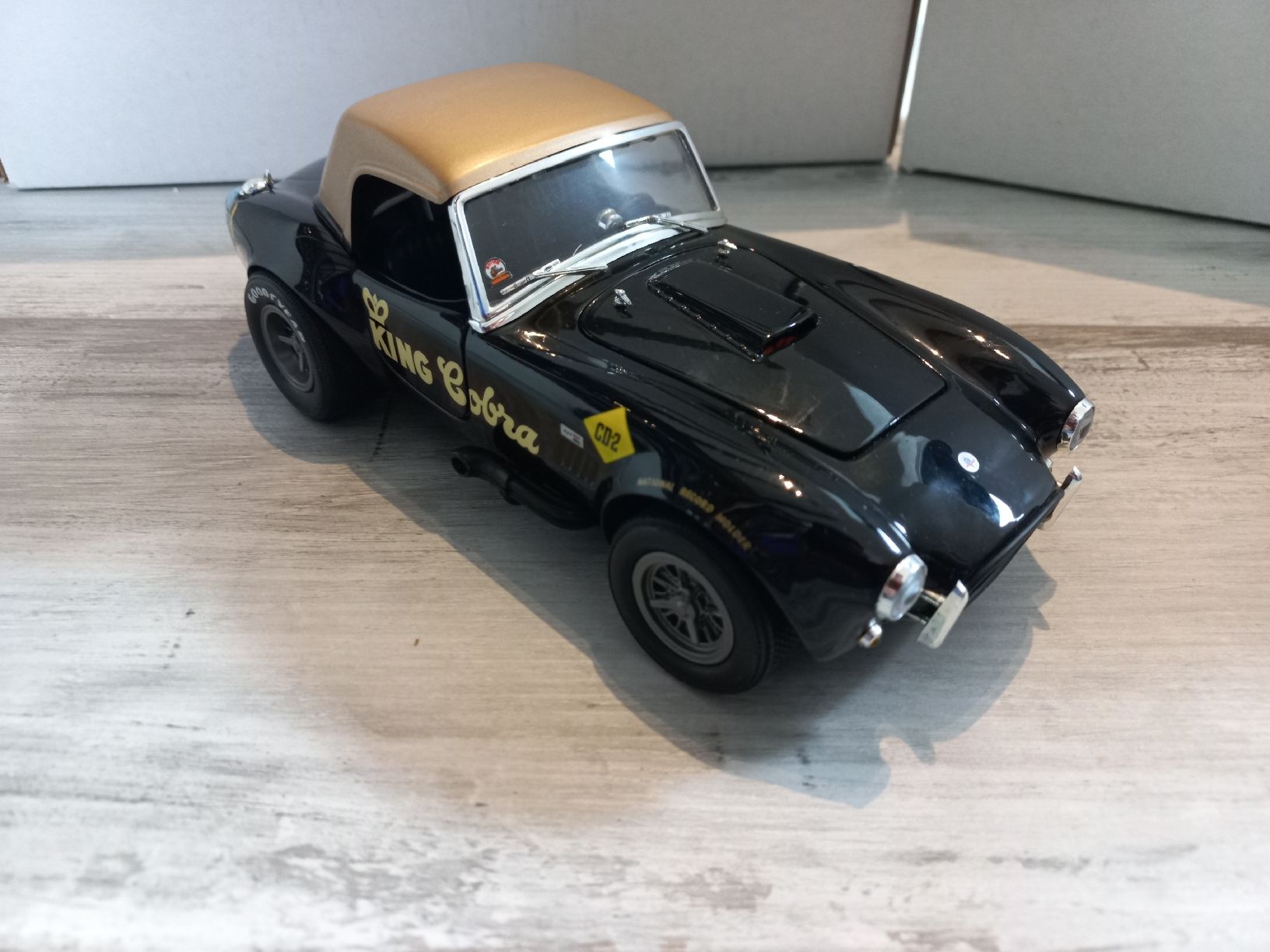 AMT/ERTL Modellini d'auto: AC Cobra King Cobra 1/18 ERTL – Usato da Attalens venduto da remy_s00