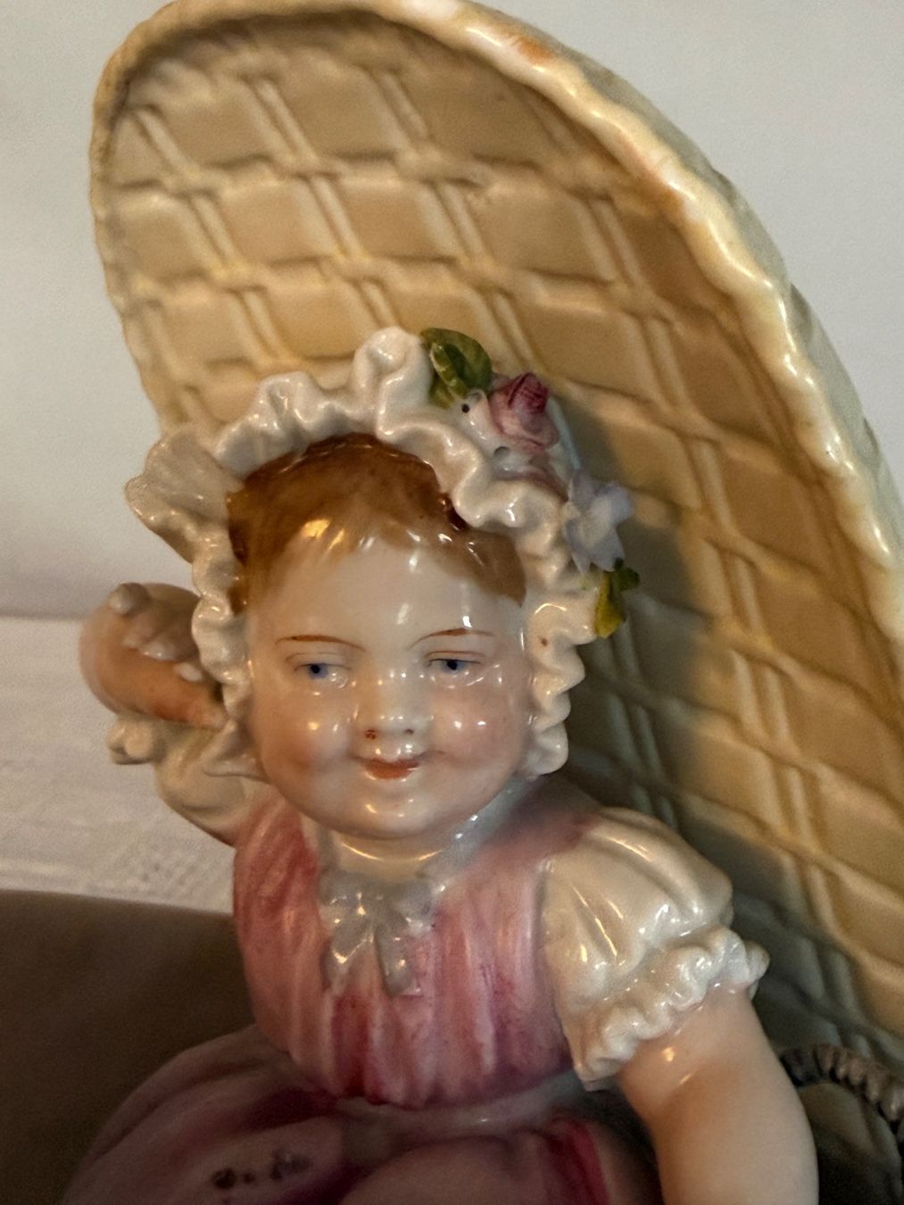 Statuette: Figur aus Porzellan – Usato da Ittigen venduto da Gruenjade 2