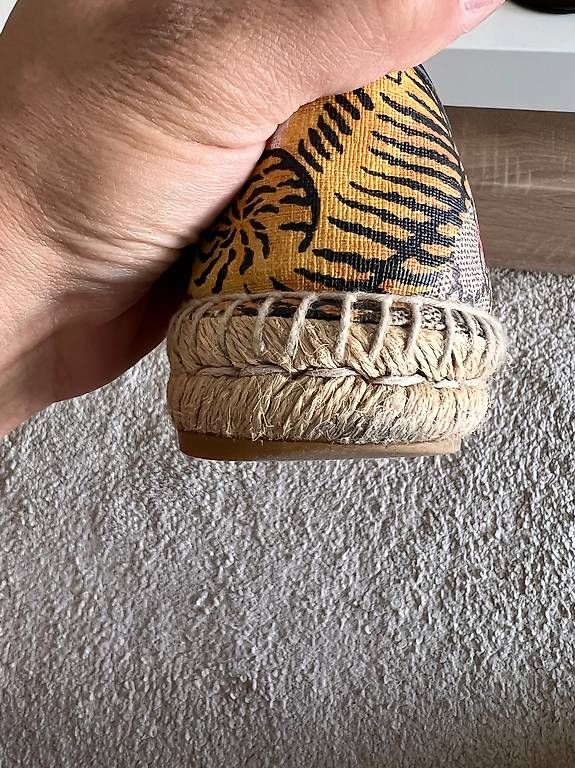 Scarpe da donna: Gucci Espadrilles (39) – Usato da Wädenswil venduto da Volvic13 4