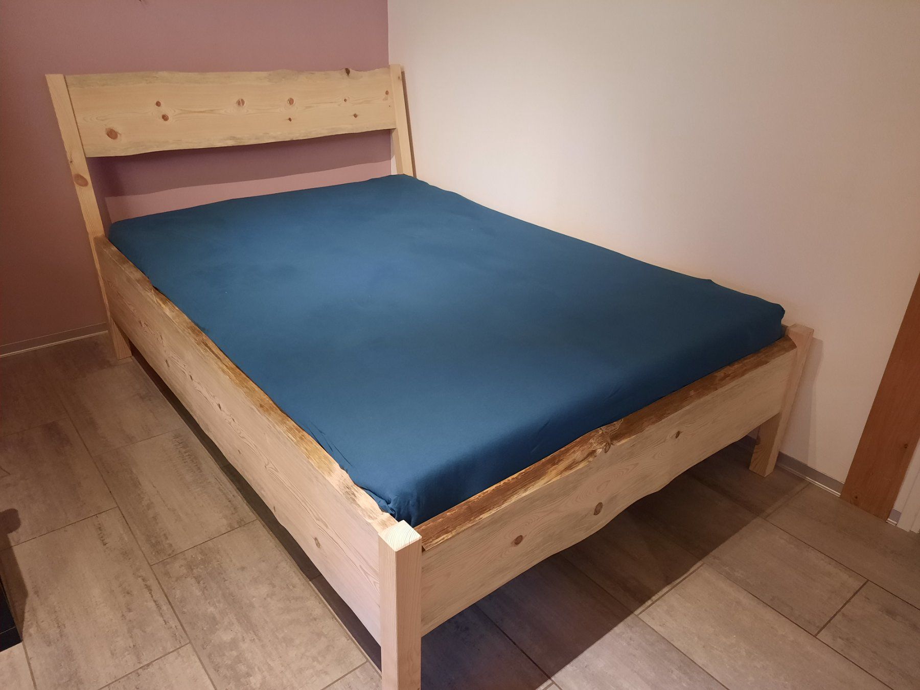 Letti: Bett Massivholz – Nuovo e nell'imballaggio originale da Heiligenschwendi venduto da kiplimo 1