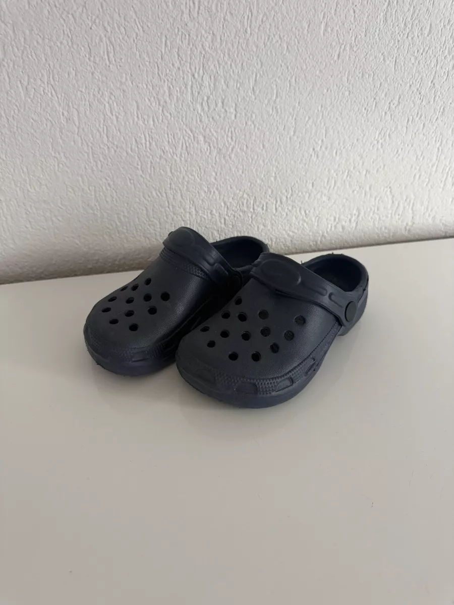 Flippers: Clogs, Grösse 28 – D'occasion à Gossau SG par cuk_fyc6