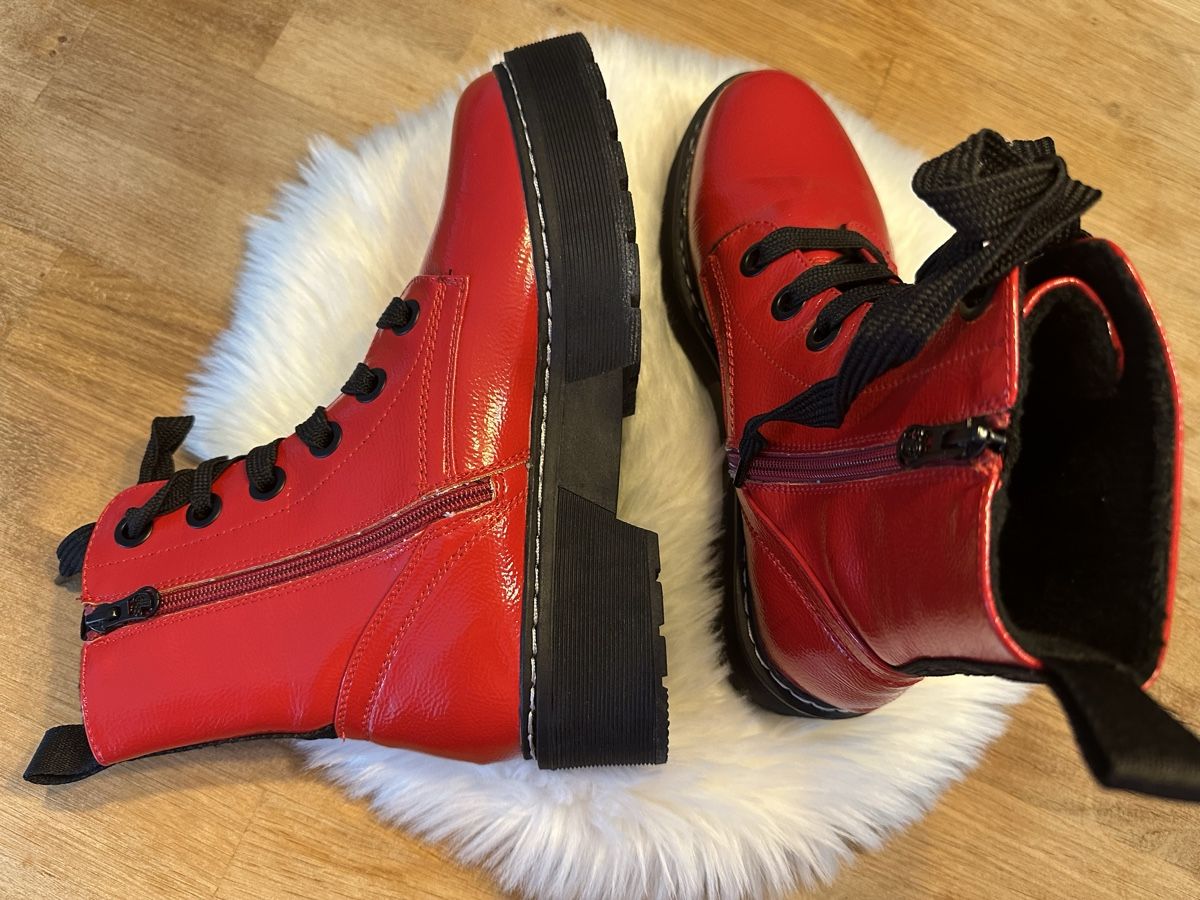 Damenschuhe: Boots – Neu (gemäss Beschreibung) aus Unterlunkhofen von car_8fpk 2