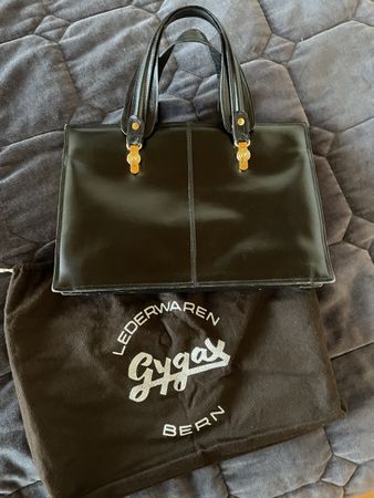 Schwarze Damenhandtasche aus Leder, schwarz