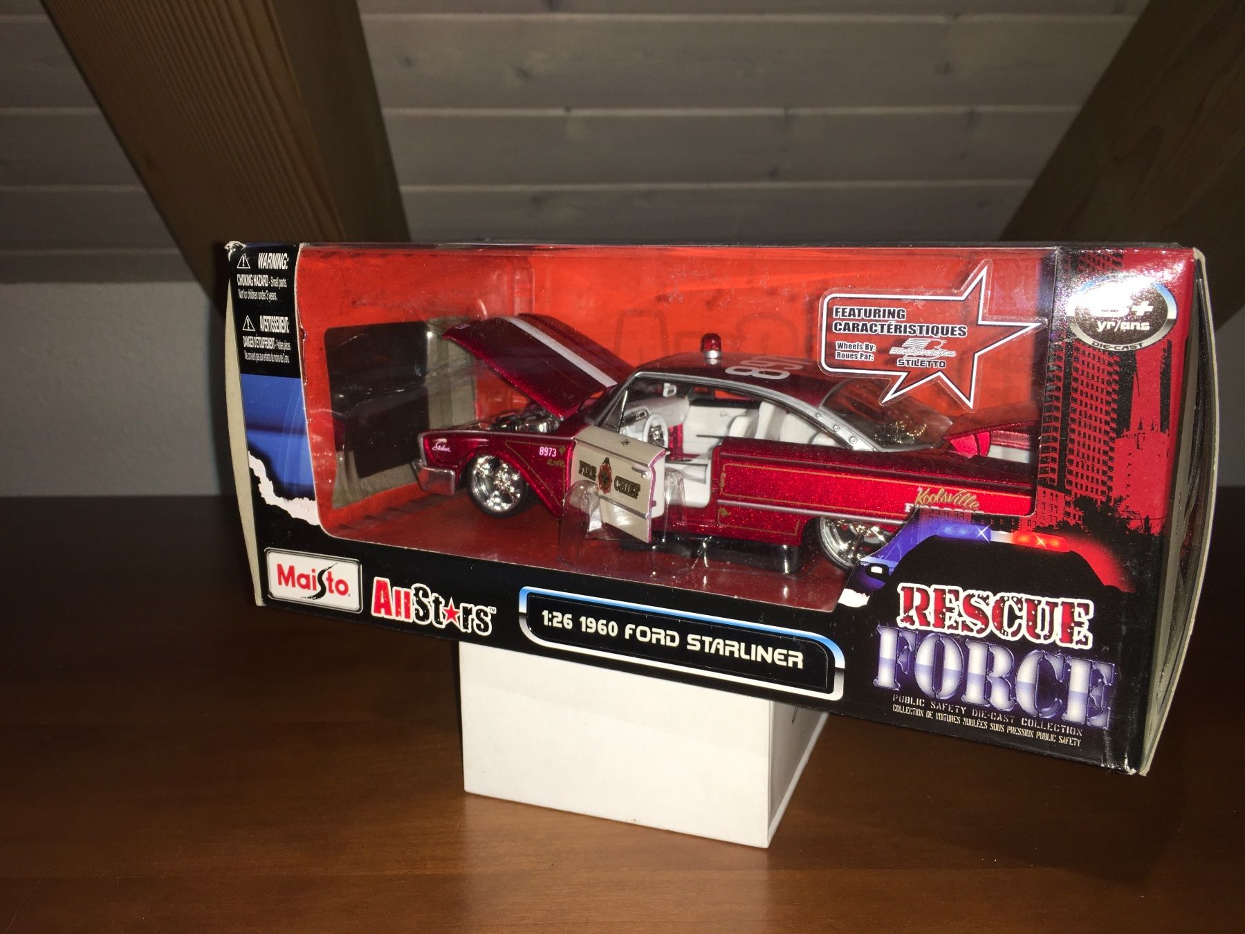 Ford Modellini d'auto: 1960 Ford Starliner Fire Dept. 1/26 Rescue Force – Nuovo (secondo la descrizione) da Wohlen AG venduto da PrivatSammlung 1
