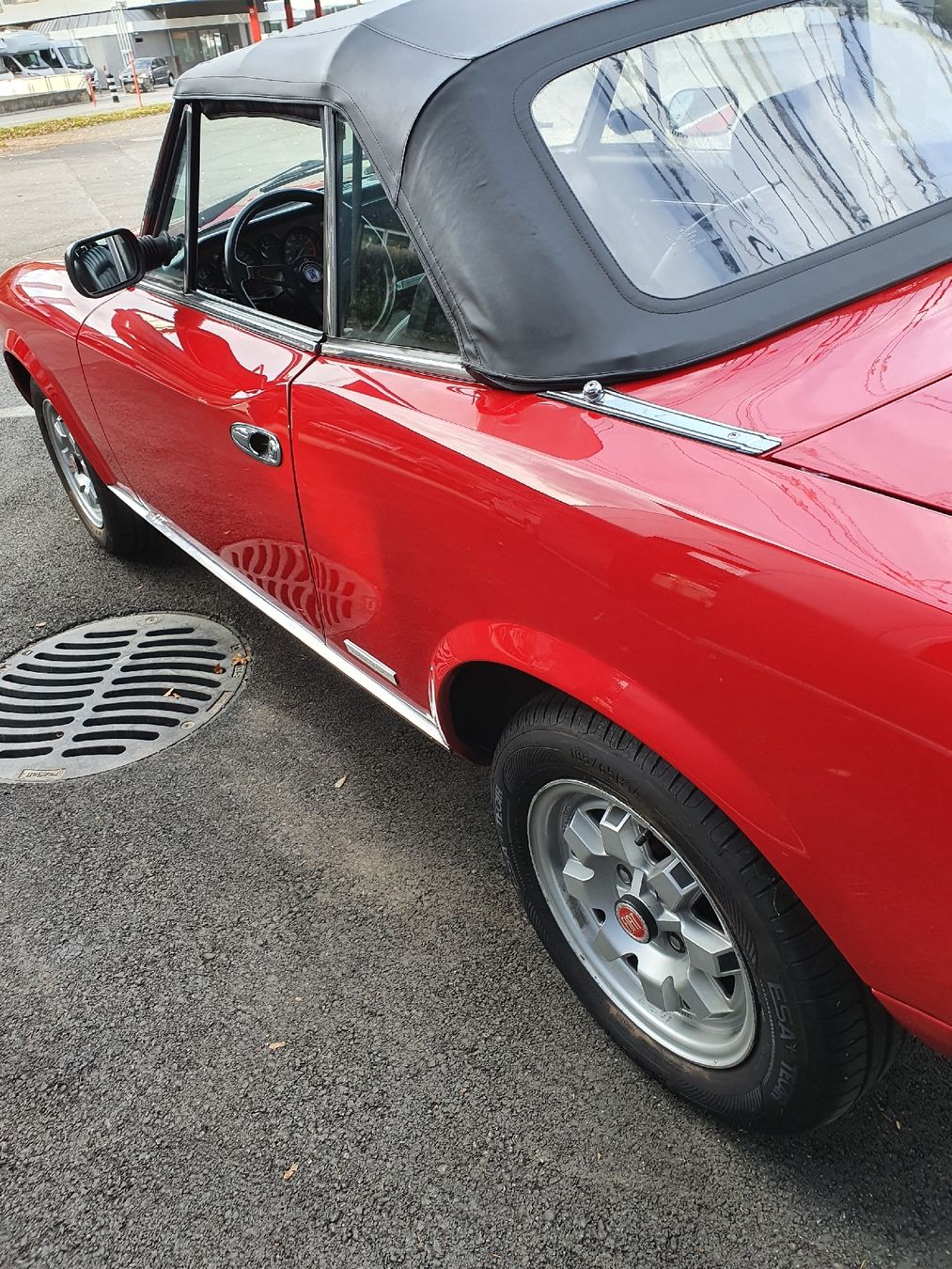 Fiat Autos: Fiat 124 Spider – D'occasion à Matten b. Interl par Floh01 3