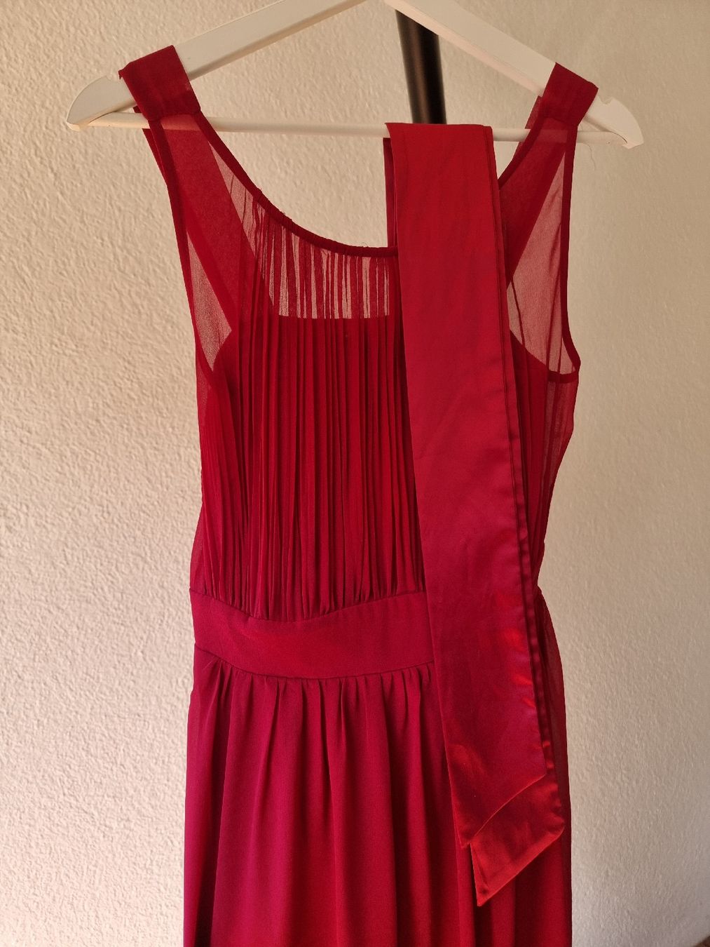 Vestiti: Abendkleid weinrot UK14 – Usato da Balzers venduto da Homeandgarden 2