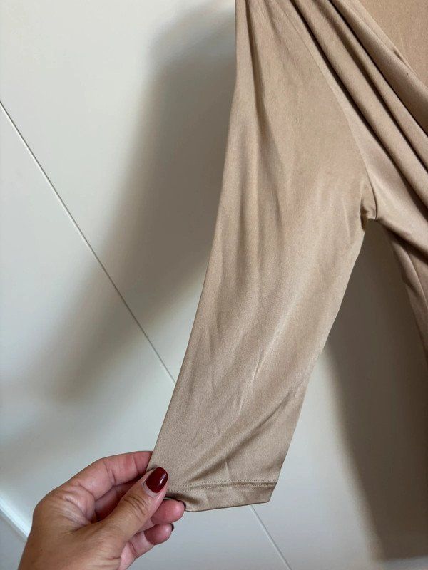 Robes: PAROSH Kleid – D'occasion à Thalwil par illesreka 3