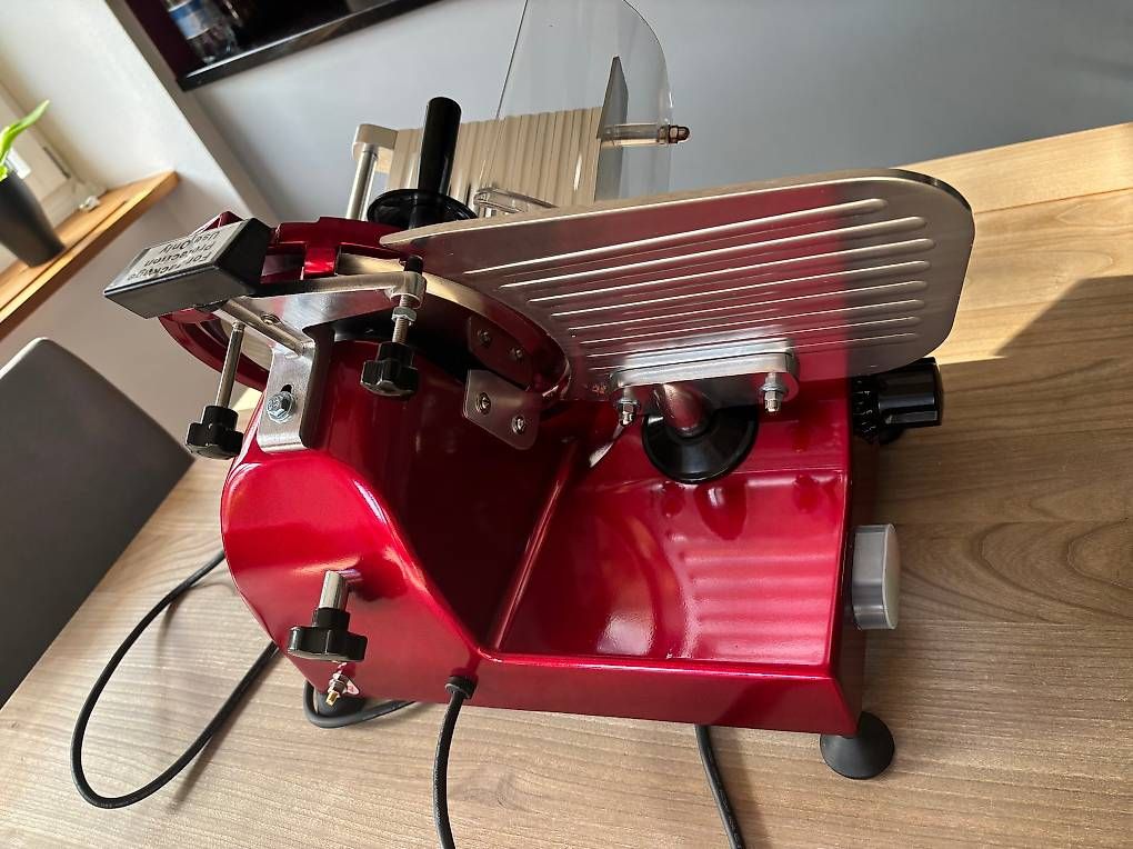 Elettrodomestici da cucina: Aufschnittmaschine – Usato da Flurlingen venduto da bmani64