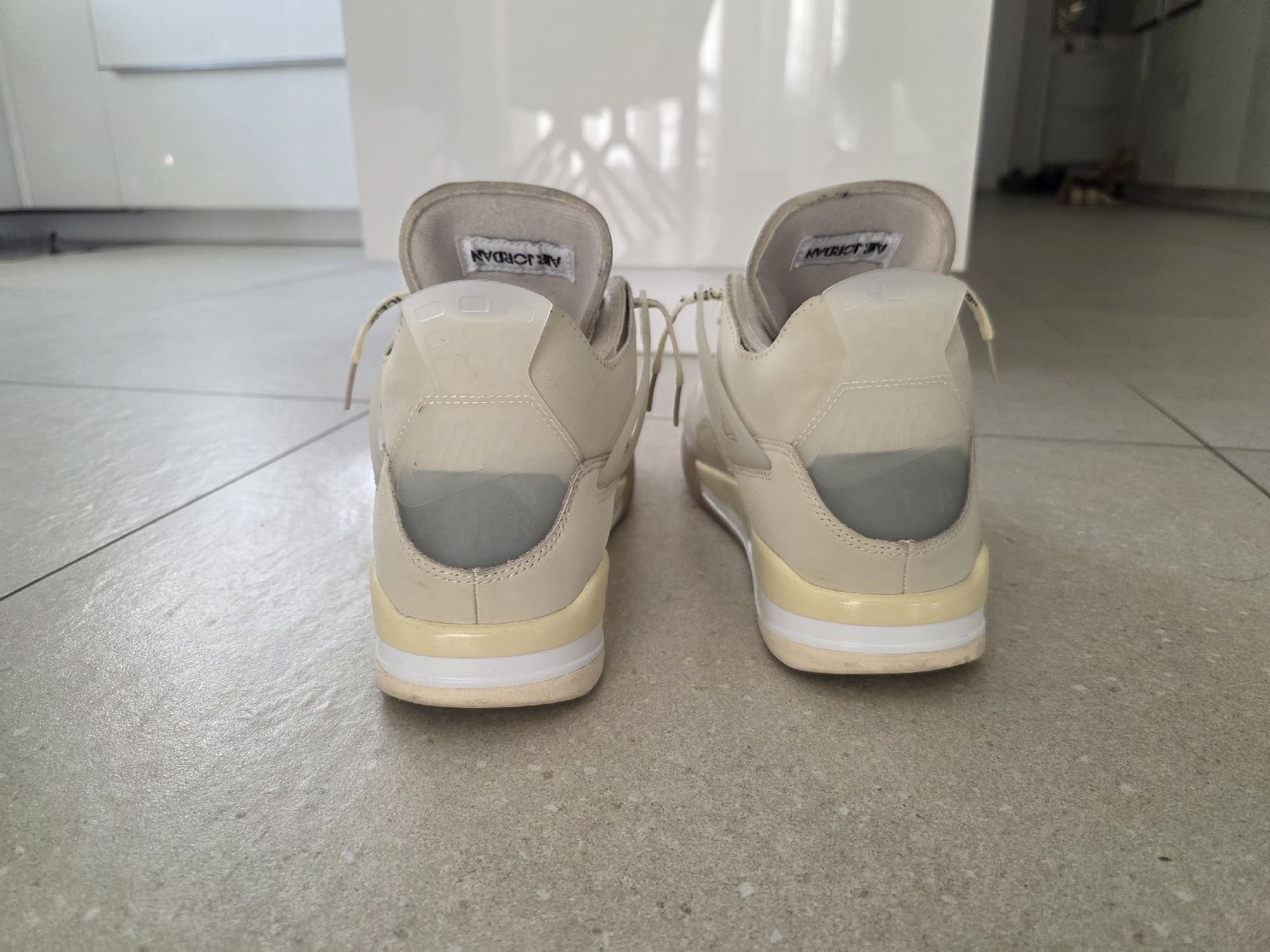 Herrenschuhe: Beige Sneakers Gr. 45 – Gebraucht aus Wettingen von Goldrake10 2