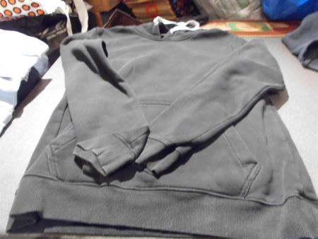 Kapuzenpullover Grösse S, Your Turn, schwarz