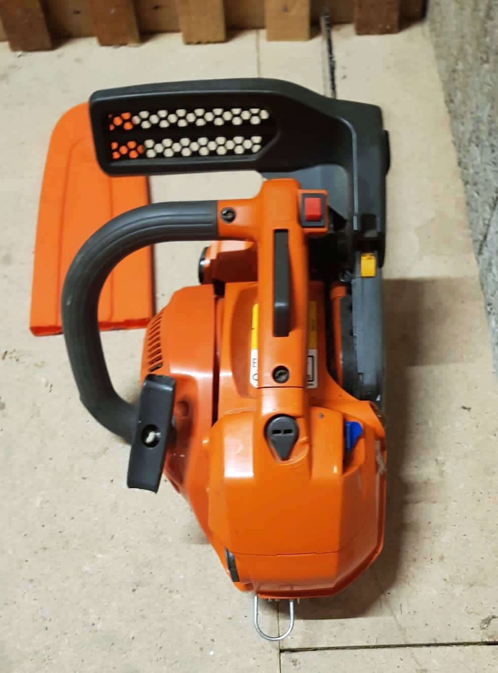 Husqvarna Sägen: Husqvarna t435 – Gebraucht aus Basel von  3