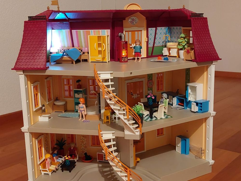 Playmobil Puppenhaus mit vielen Extras (5302) Kaufen auf Ricardo